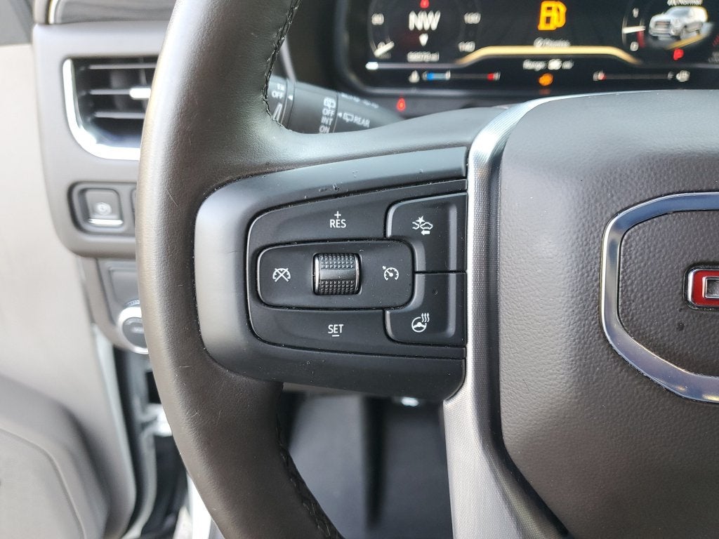 2024 GMC Yukon SLT