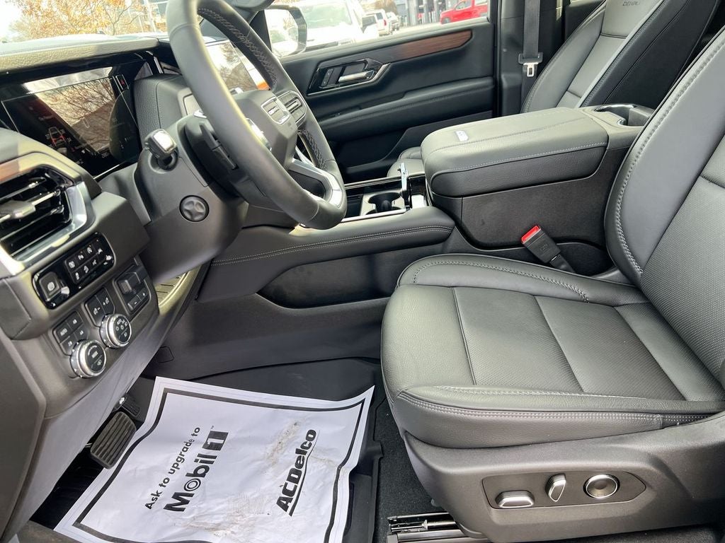 2025 GMC Yukon Denali