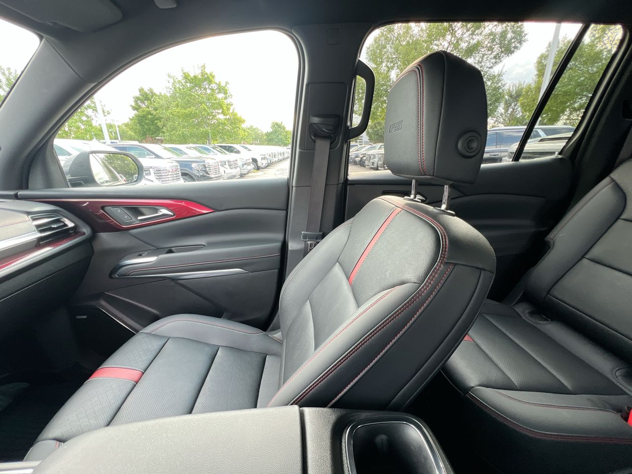2024 Chevrolet Traverse AWD RS