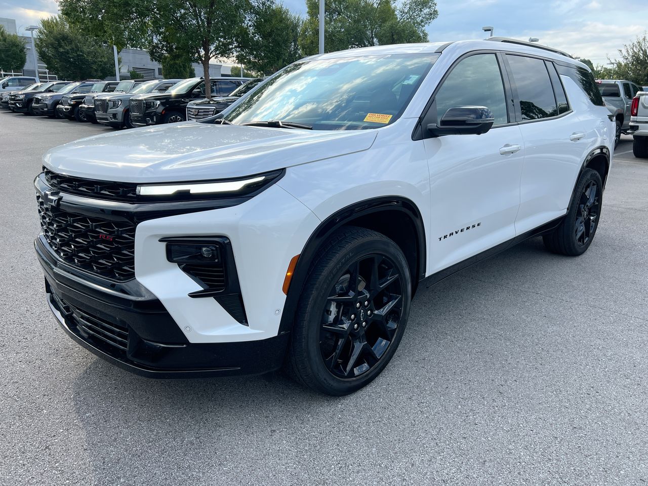 2024 Chevrolet Traverse AWD RS