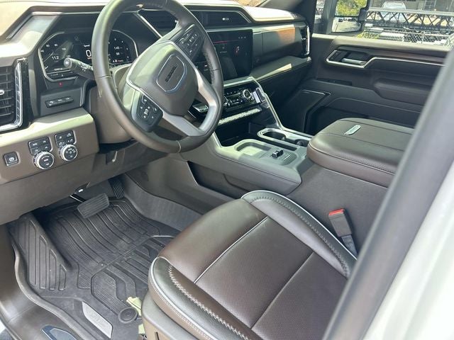 2025 GMC Sierra 2500HD Denali