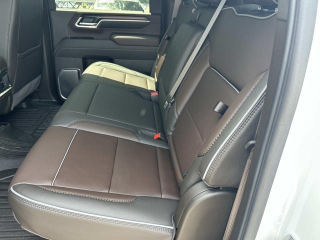 2025 GMC Sierra 2500HD Denali