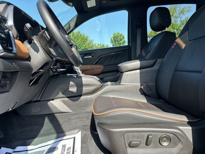 2025 GMC Canyon 4WD AT4