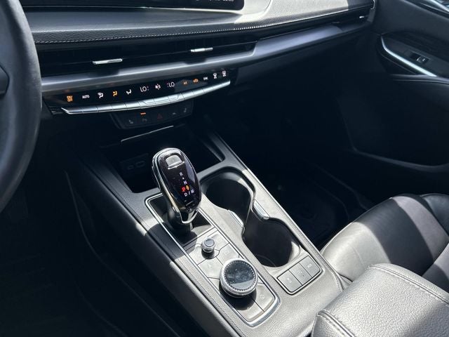 2024 Cadillac XT4 Luxury