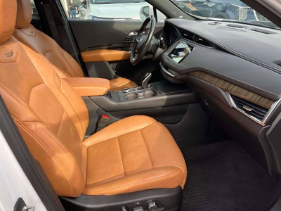 2020 Cadillac XT4 Premium Luxury