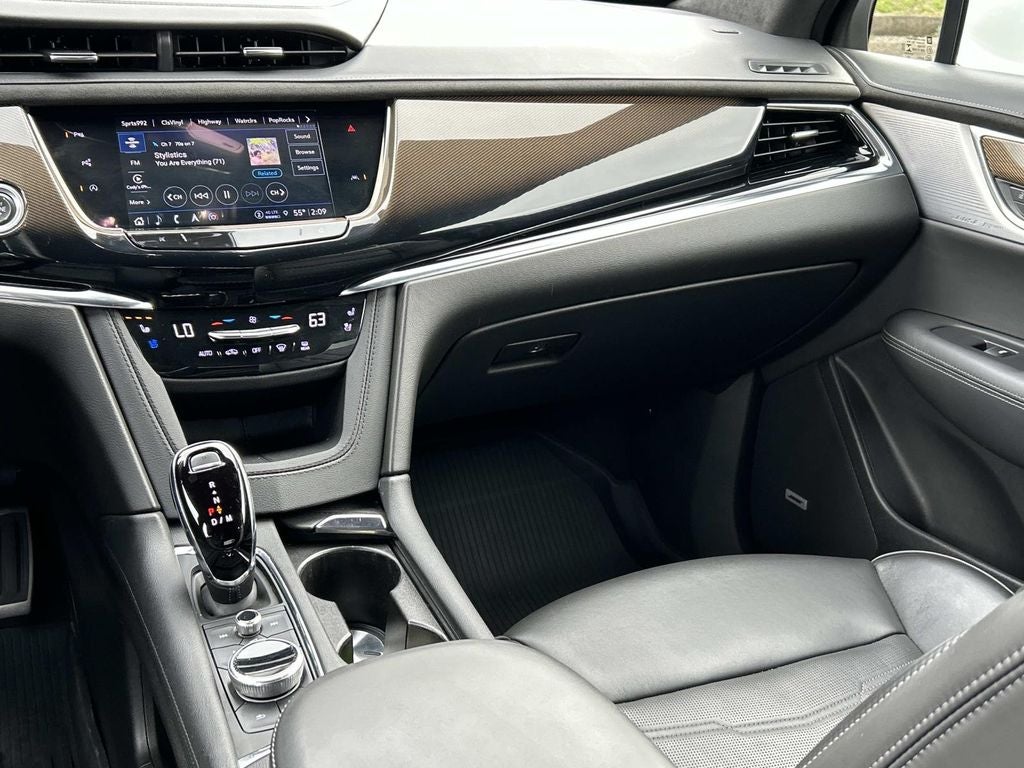 2022 Cadillac XT6 Sport