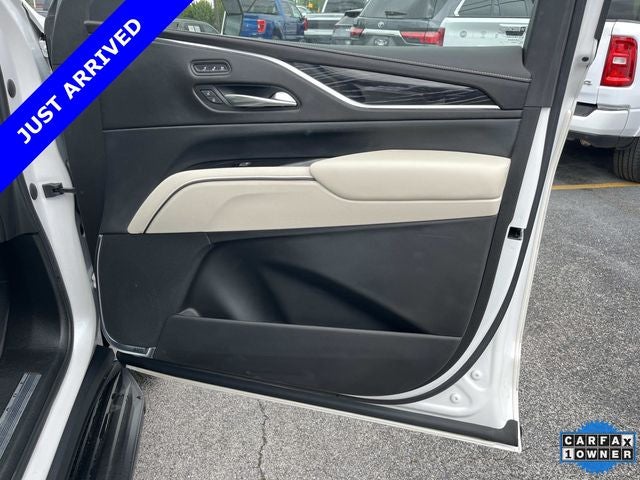 2022 Cadillac Escalade Sport