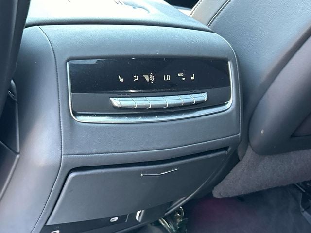 2024 Cadillac Escalade ESV Premium