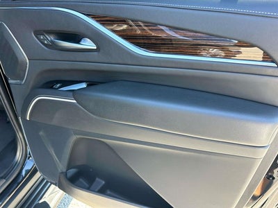 2024 Cadillac Escalade ESV Premium
