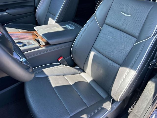 2024 Cadillac Escalade ESV Premium
