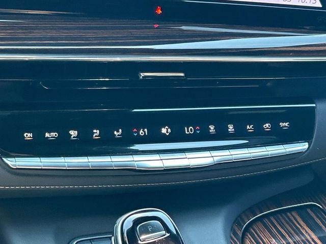 2024 Cadillac Escalade ESV Premium