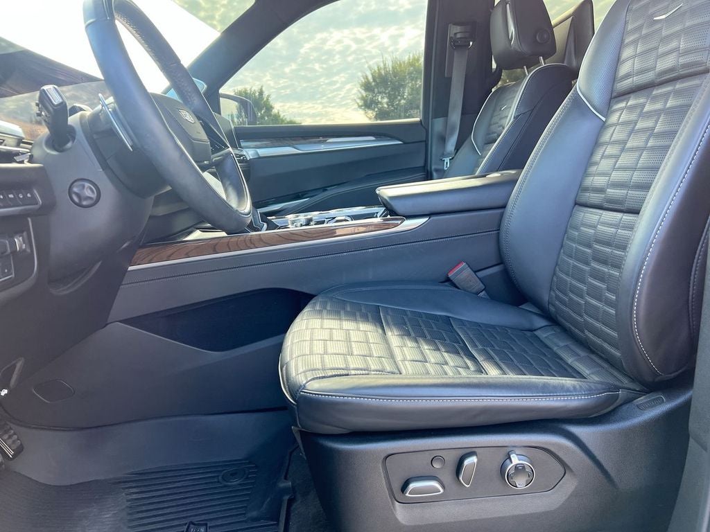 2025 Cadillac Escalade ESV 4WD Premium Luxury Platinum