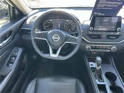 2022 Nissan Altima 2.5 SR