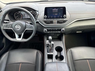 2022 Nissan Altima 2.5 SR