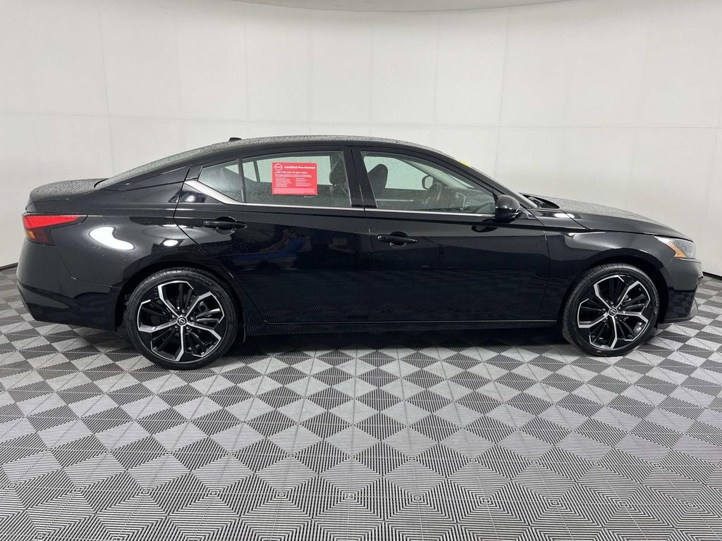 2025 Nissan Altima 2.5 SR