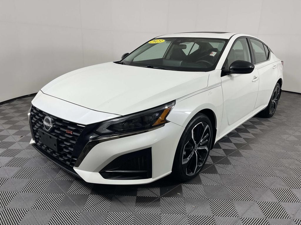 2023 Nissan Altima 2.5 SR