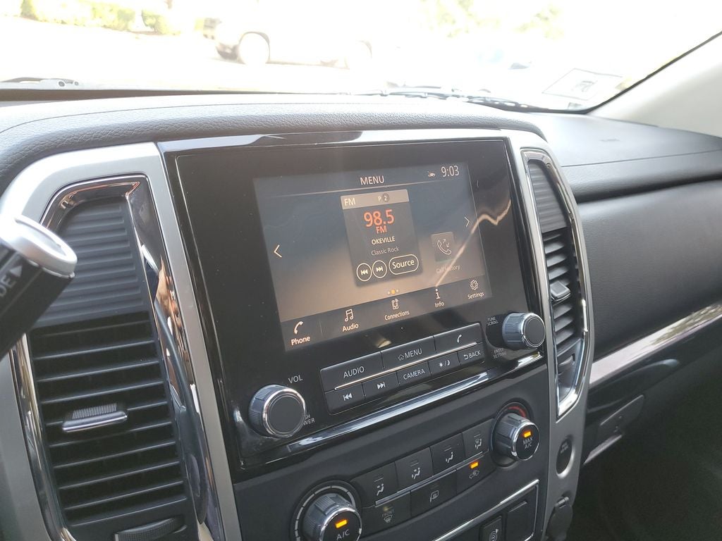 2021 Nissan Titan SV