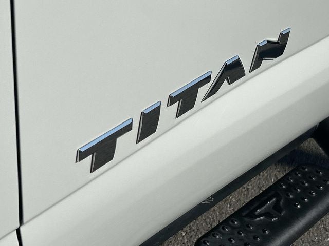 2024 Nissan Titan SV