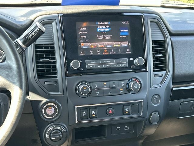 2024 Nissan Titan SV