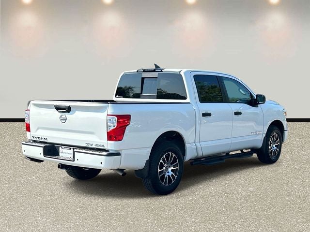 2024 Nissan Titan SV
