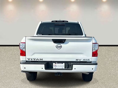 2024 Nissan Titan SV