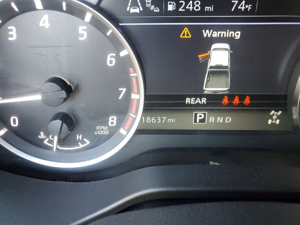 2024 Nissan Titan SV