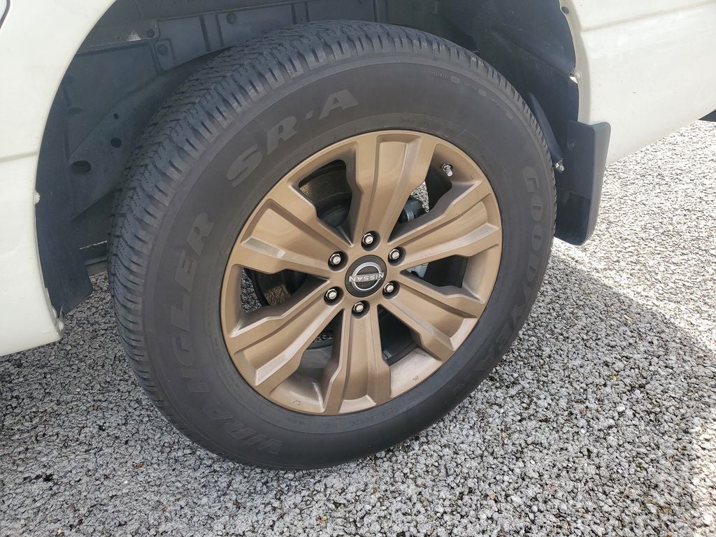 2024 Nissan Titan SV