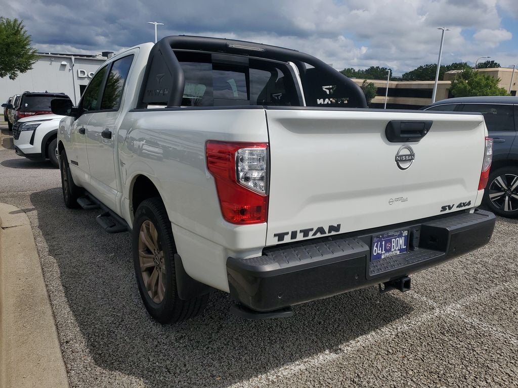 2024 Nissan Titan SV