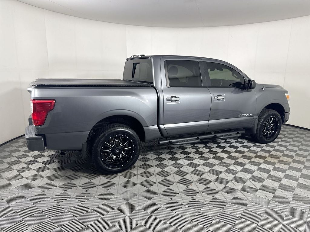 2021 Nissan Titan SV