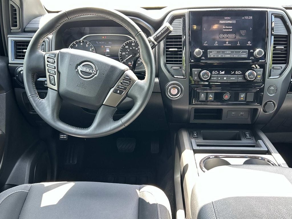 2024 Nissan Titan SV