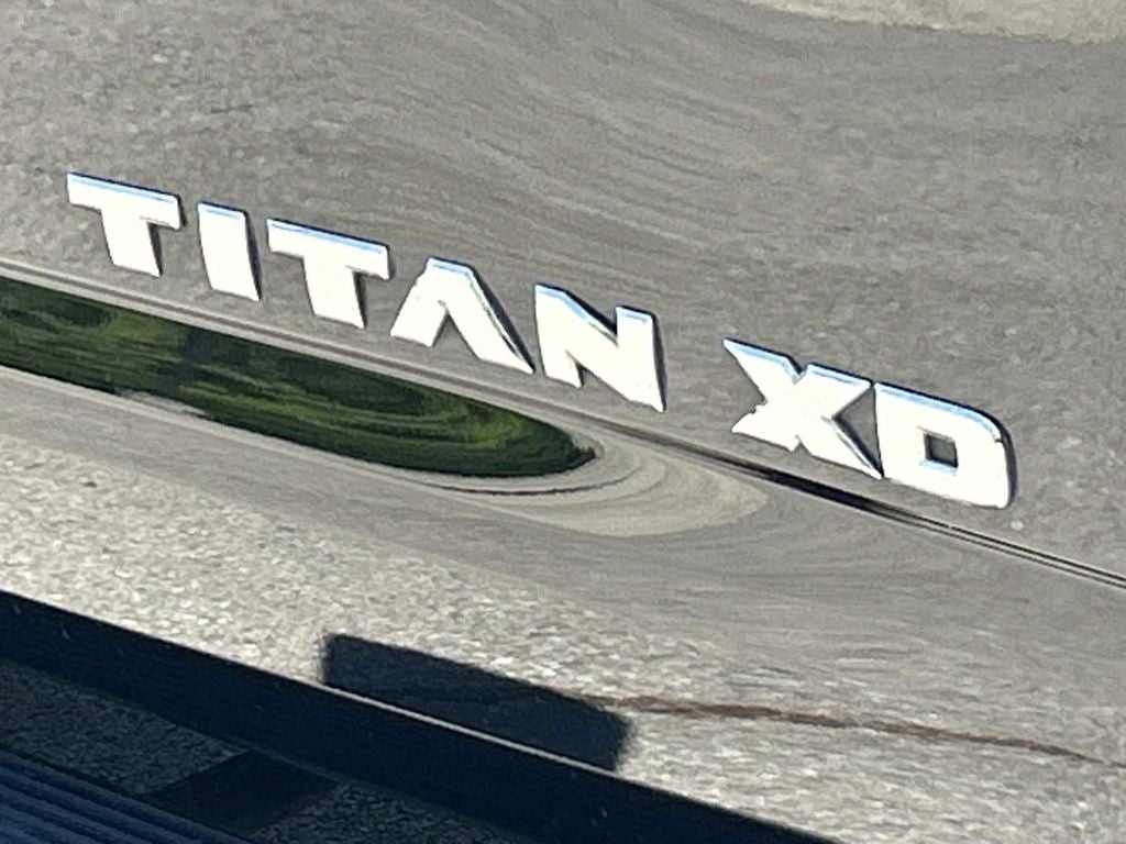 2017 Nissan Titan XD SV