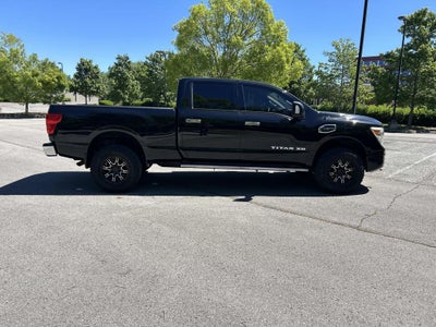 2017 Nissan Titan XD SV