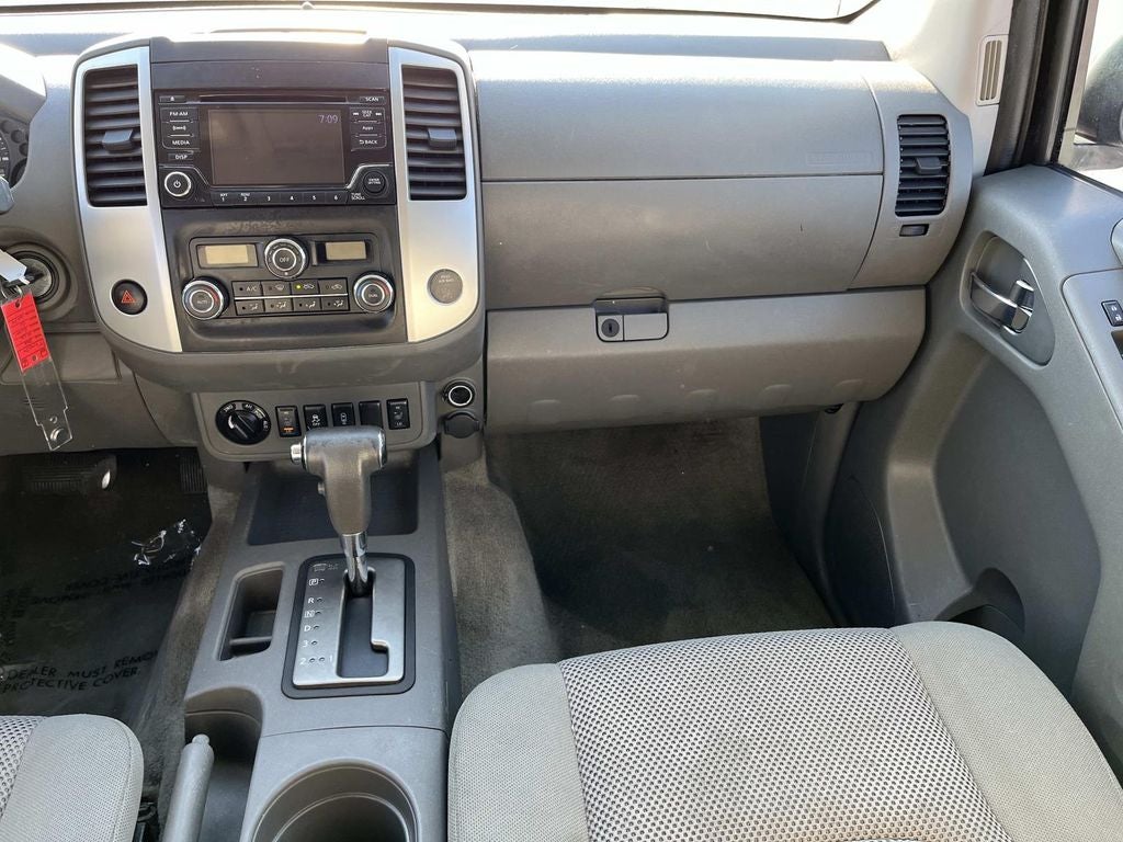 2016 Nissan Frontier SV
