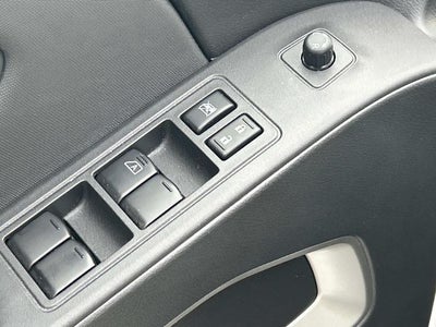 2024 Nissan Frontier SL