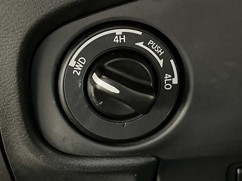 2023 Nissan Frontier S