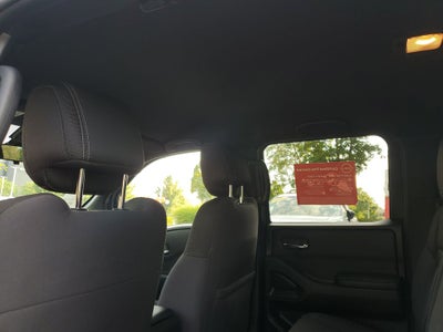 2023 Nissan Frontier SV
