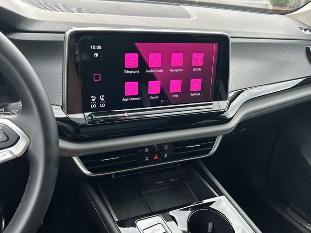 2024 Volkswagen Atlas 2.0T Peak Edition SE w/Technology