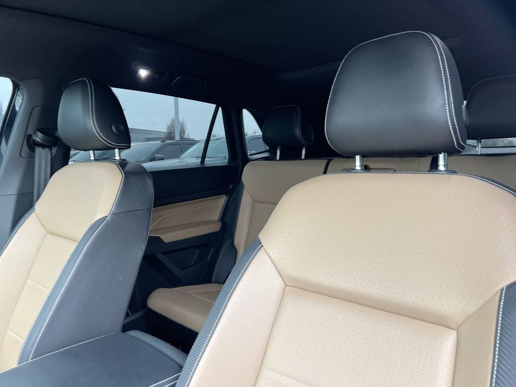 2023 Volkswagen Atlas Cross Sport 2.0T SE w/Technology