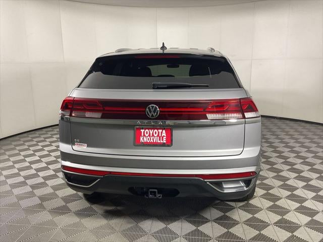 2024 Volkswagen Atlas Cross Sport 2.0T SE w/Technology