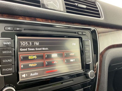 2013 Volkswagen Passat 2.5 SEL Premium