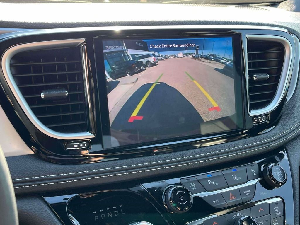 2025 Chrysler Pacifica Limited