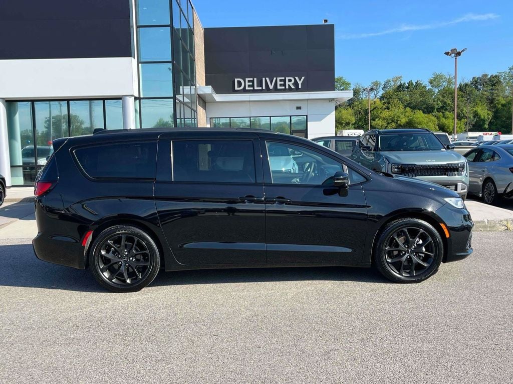 2025 Chrysler Pacifica Limited