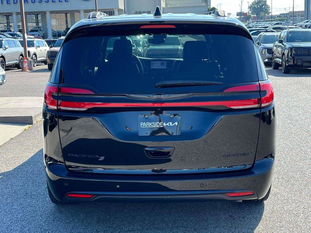 2025 Chrysler Pacifica Limited