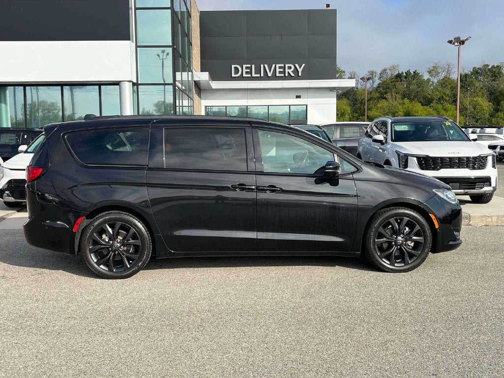 2020 Chrysler Pacifica Limited