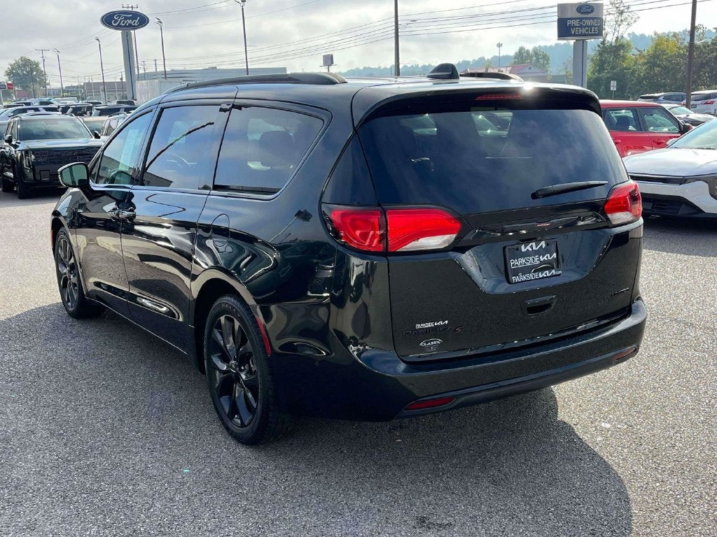 2020 Chrysler Pacifica Limited
