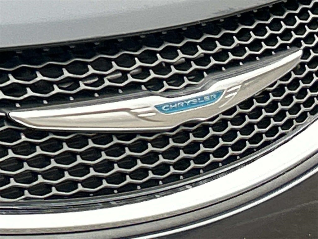 2020 Chrysler Pacifica Hybrid Touring L