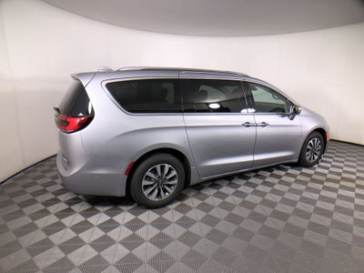 2021 Chrysler Pacifica Hybrid Touring L