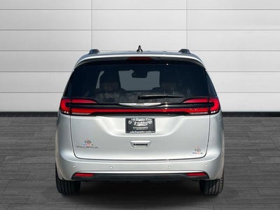 2024 Chrysler Pacifica Pinnacle