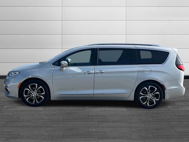 2024 Chrysler Pacifica Pinnacle