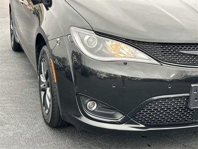 2020 Chrysler Pacifica Launch Edition